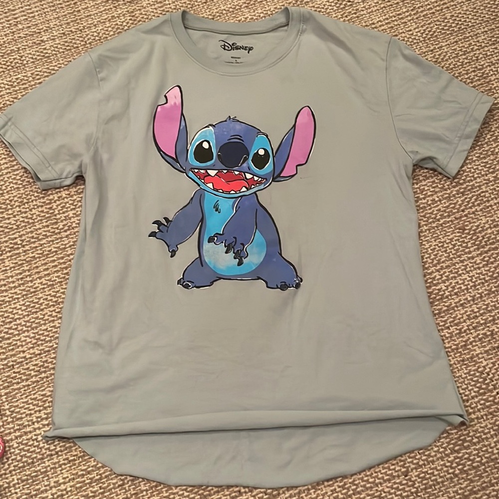 Disney Stitch tshirt